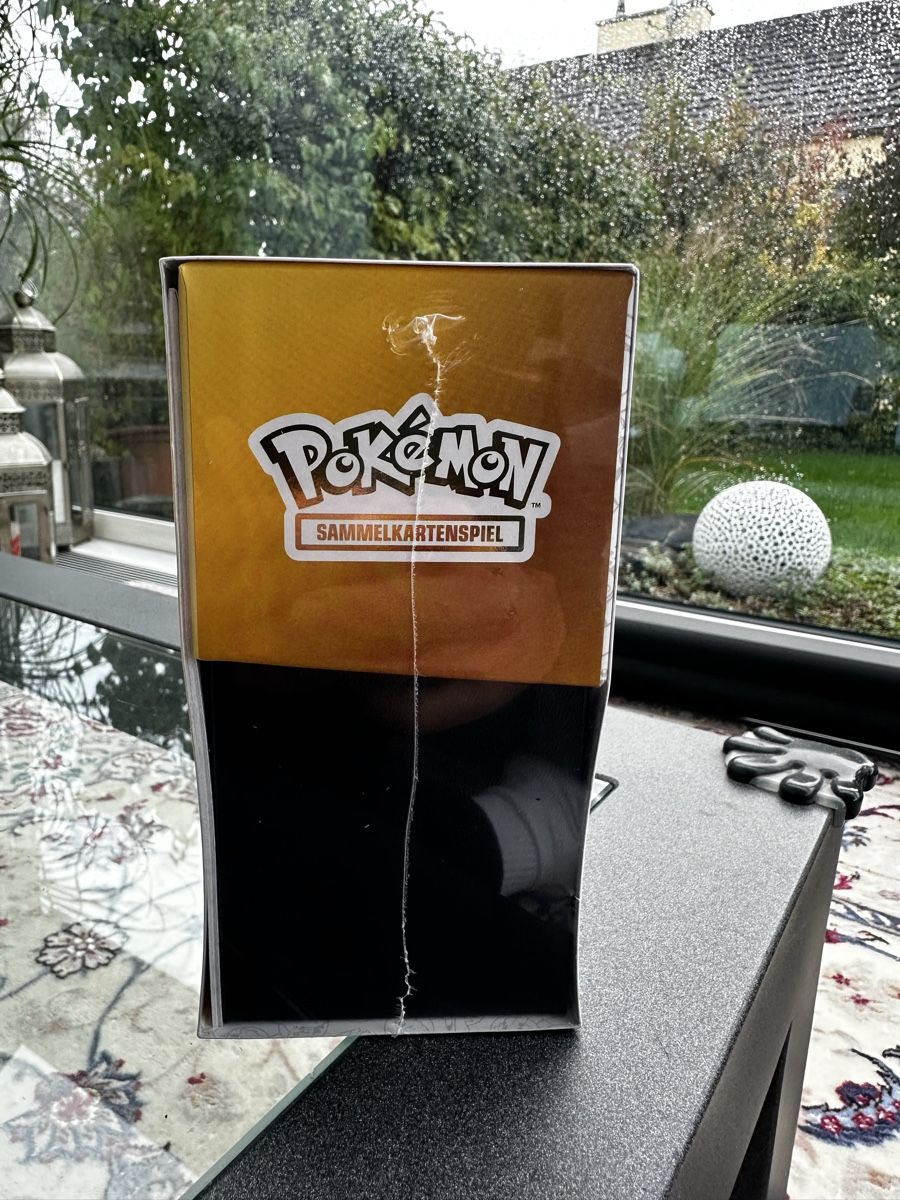 Pokémon Carte collezionabili: Pokémon 30th anniversary Top Trainer Box – Nuovo e nell'imballaggio originale da Rüschlikon venduto da kia_2cm2 2