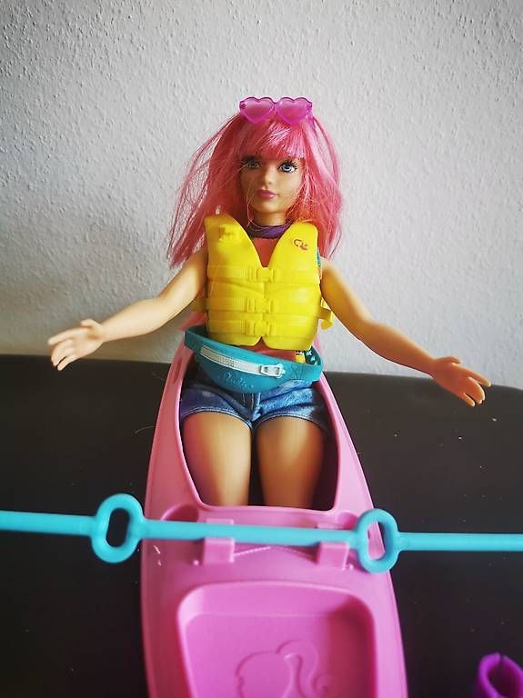 Puppen: Barbie mit Kayak – Gebraucht aus Winterthur von Cham_Tej 1