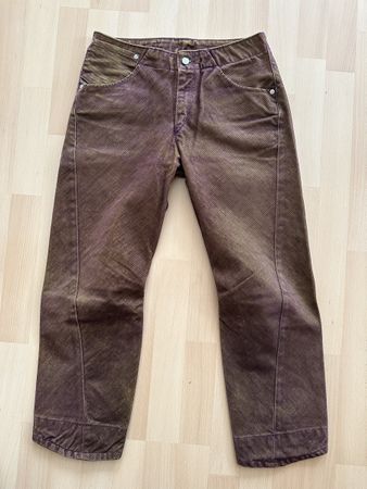 Limited edition Levi’s Manchester 27