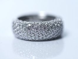 18k White Gold paved with diamonds signed Kurz Geneve