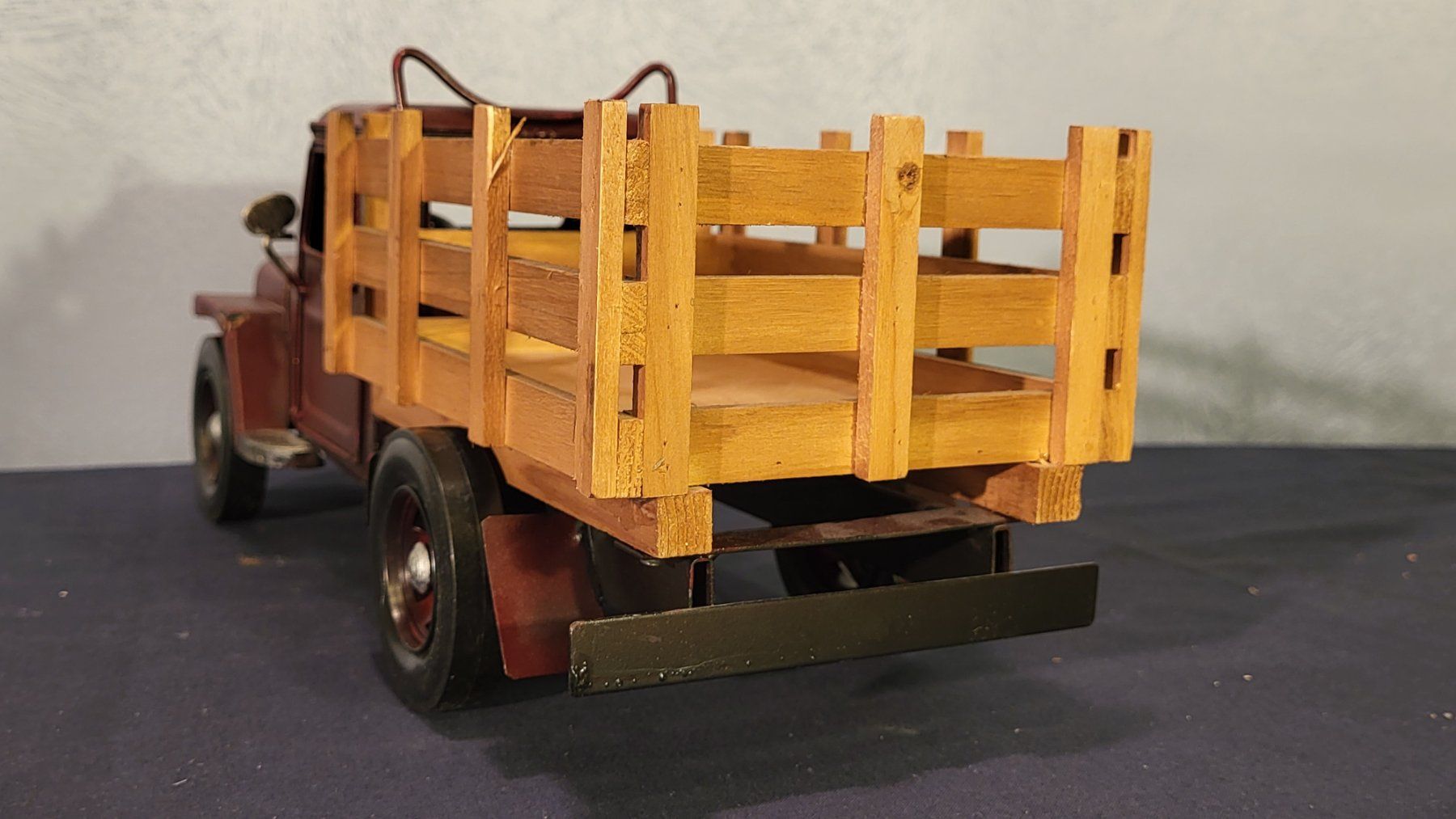 Modellbausätze & Standmodelle: Modell-Lastwagen aus Blech, Metall – Gebraucht aus Uster von gurust 5