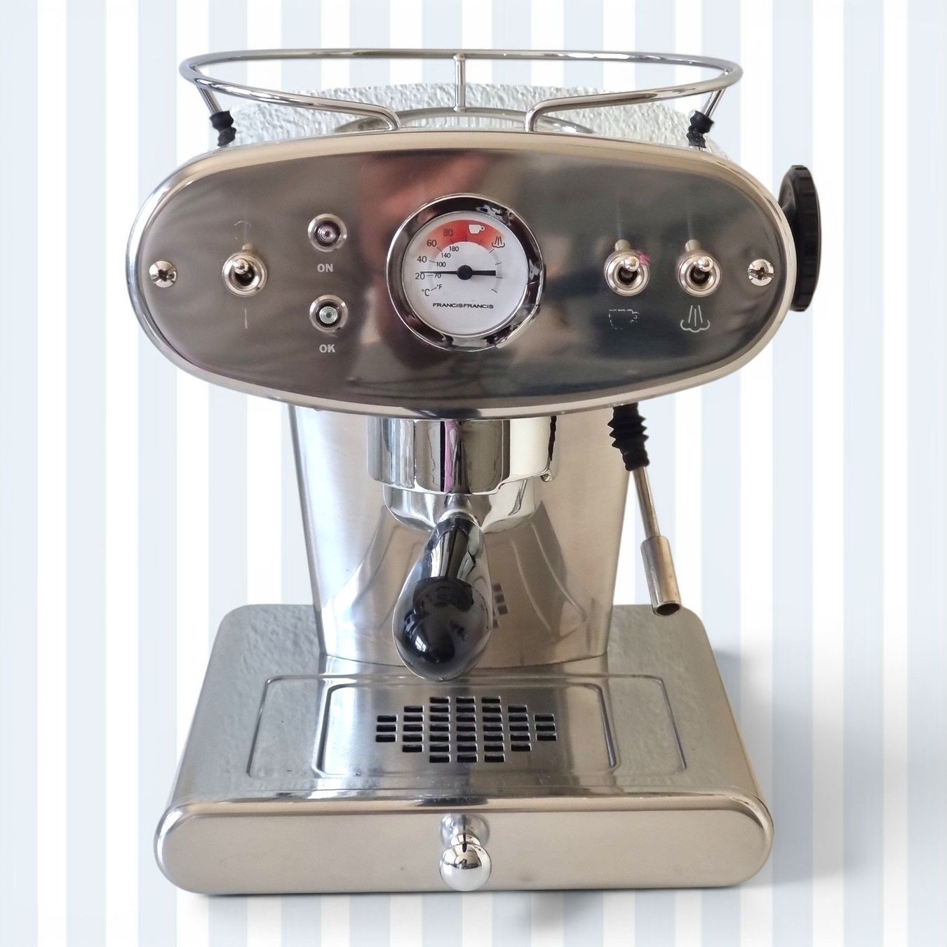 FrancisFrancis! Macchine per caffè & Macchine per espresso: Illy X1 Espressomaschine für Gemahlenen Kaffee – Usato da Zürich venduto da Pinogaudio