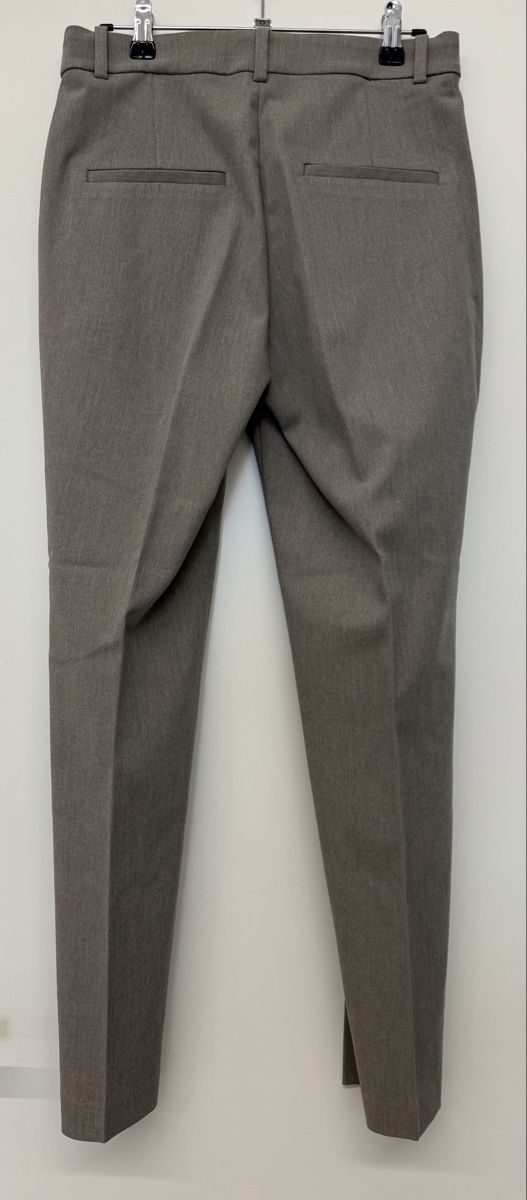 H&M Hosen: Chinohose Damen grau – Gebraucht aus Stäfa von alyssa.bgl