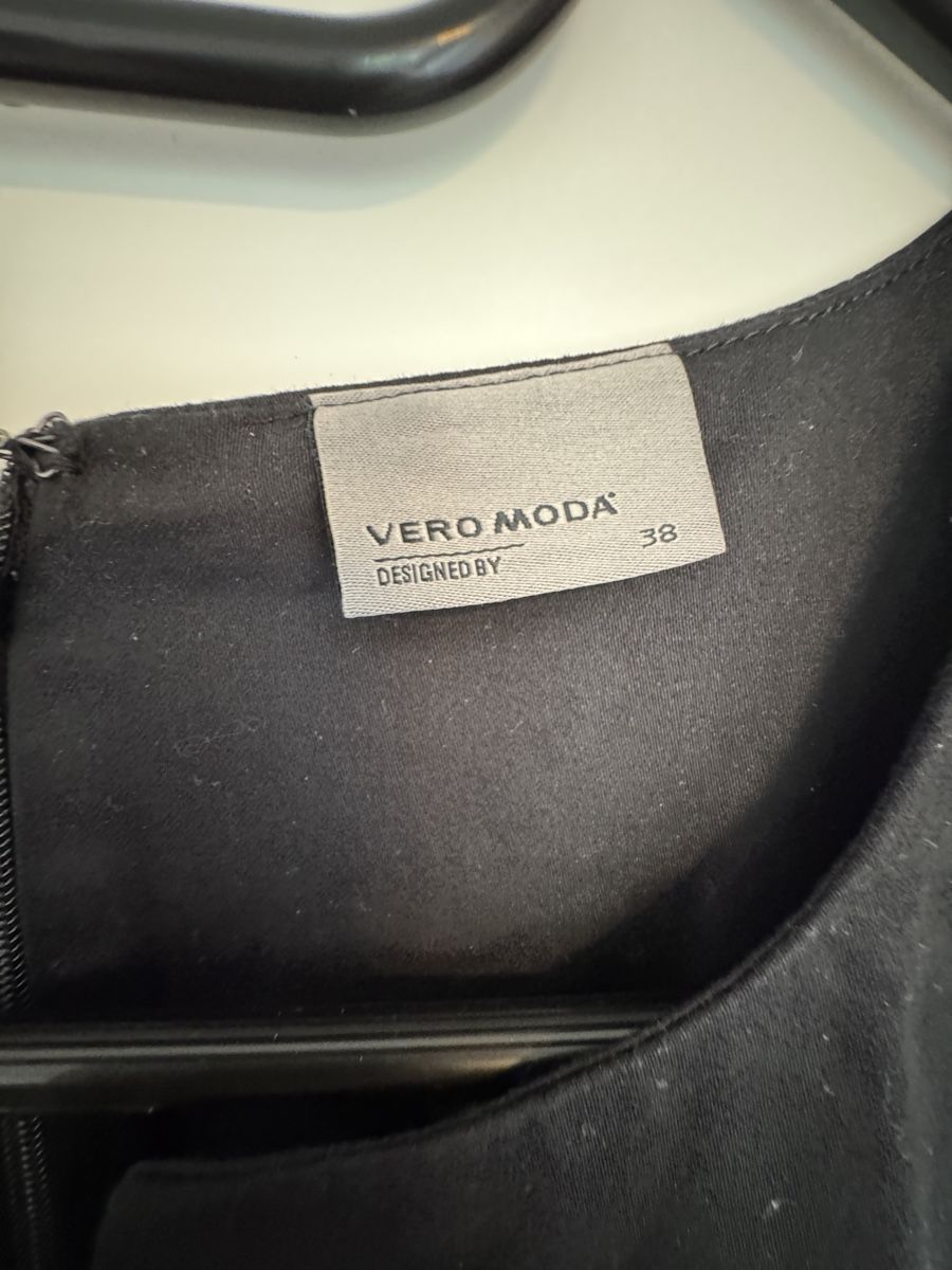 Vero Moda Kleider: Vero Moda Kleid – Gebraucht aus Ottenbach von Mani769 1