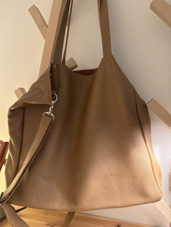 Neue Ledertasche von Leather Design beige