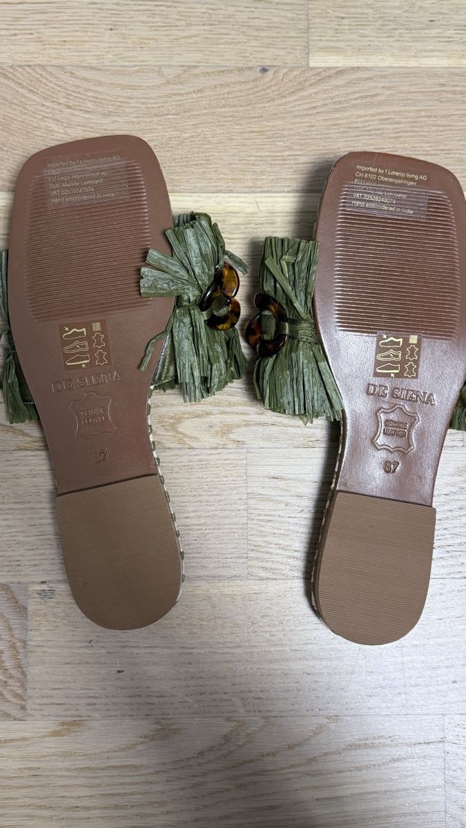 Scarpe da donna: Sabo never worn 37 – Usato da Cham venduto da Ezhdoll 2