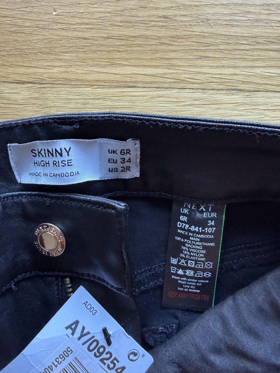 Next Hosen: Skinny next 34 Neu  – Neu (gemäss Beschreibung) aus Neuhaus SG von bernike 1
