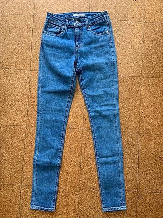 Levis Jeans Grösse 26