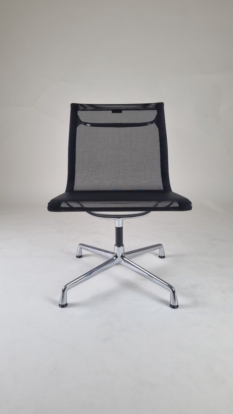 Vitra Stühle: Vitra EA 108 Konferenzstühle – Gebraucht aus Zürich von Zapro 3