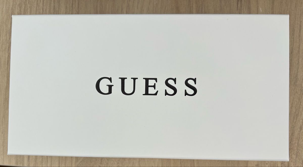 Portemonnaie: Portefeuille Guess – Neu (gemäss Beschreibung) aus Neuchâtel von mey_gx5m 5
