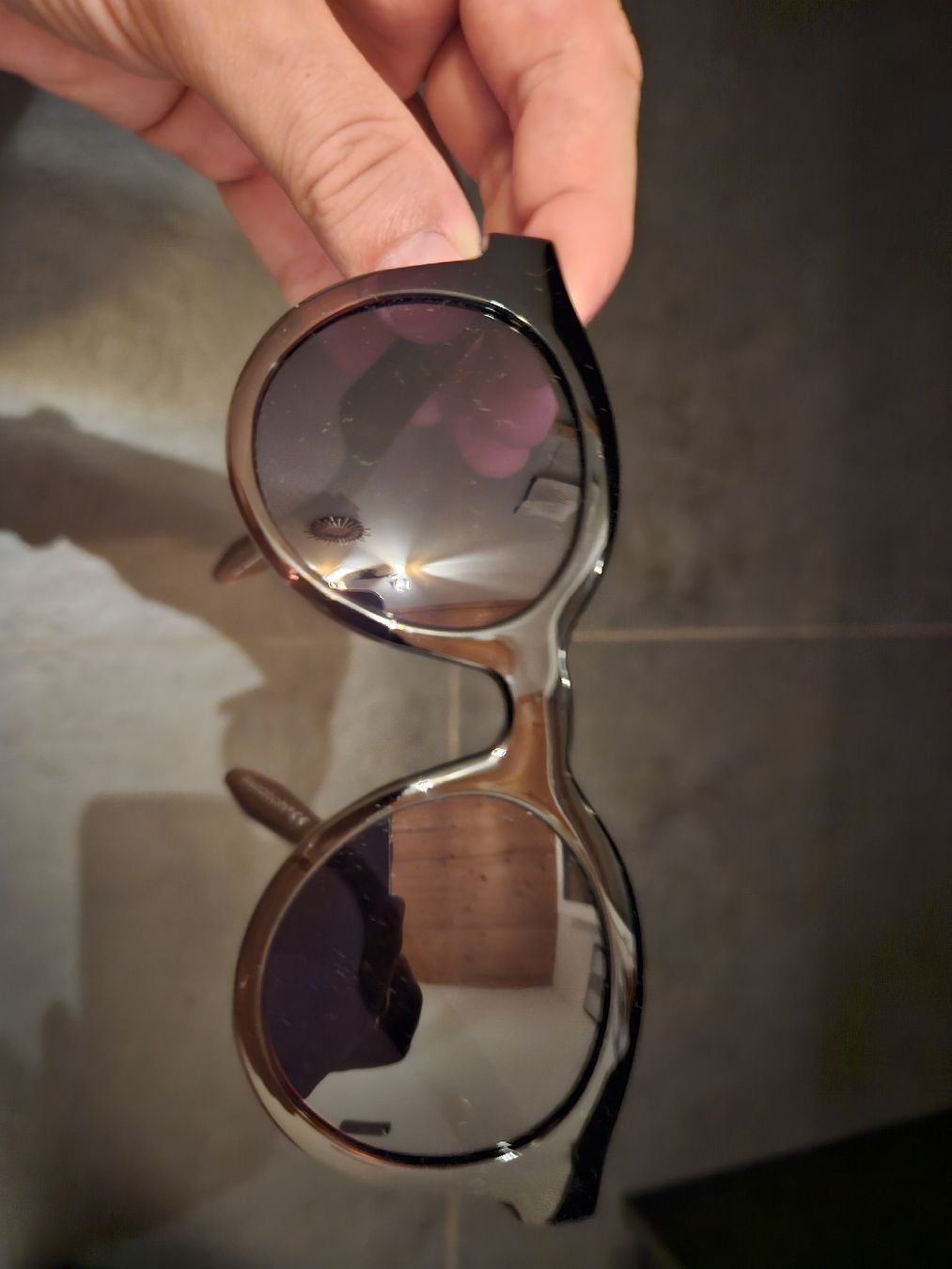 Brillen & Gläser: Occhiali da sole Swatch, unisex, neri – Gebraucht aus Pura von and_8dzs 2