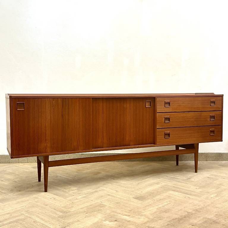 Cassettiere: Mid Century teak Sideboard – Usato da basel venduto da futureforyesterday 5