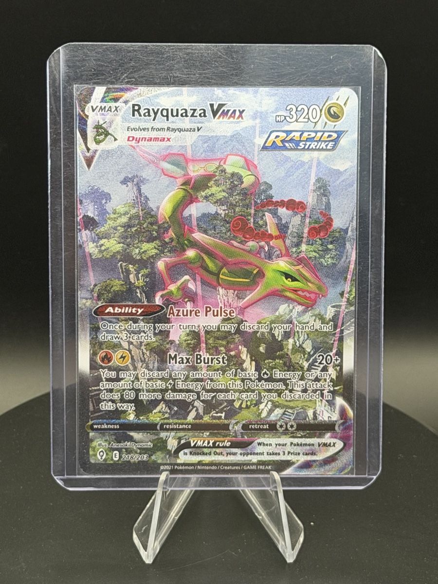 Pokémon Carte collezionabili: Pokemon Rayquaza Vmax Evolving Skies – Usato da Belp venduto da Leoloulou1