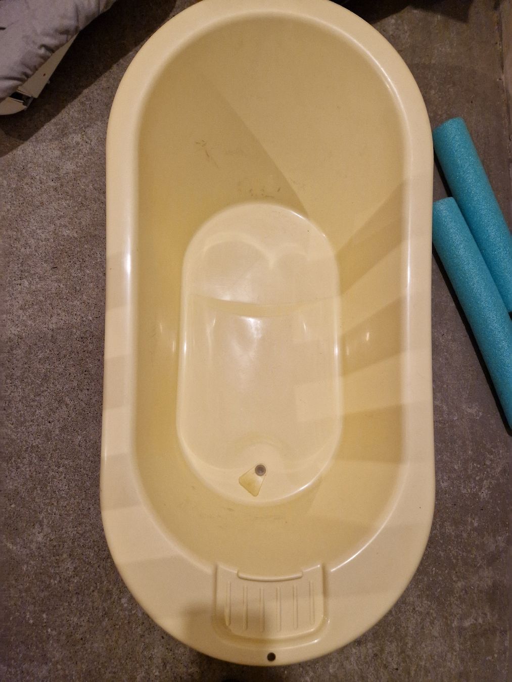 Vasche da bagno: Baby Badewanne(mit Aufsatz) – Usato da Basel venduto da TheThimmins 1