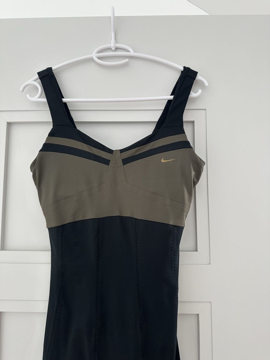 Nike Vestiti: Tennis Dress – Usato da Zürich venduto da juz_2t2j 1
