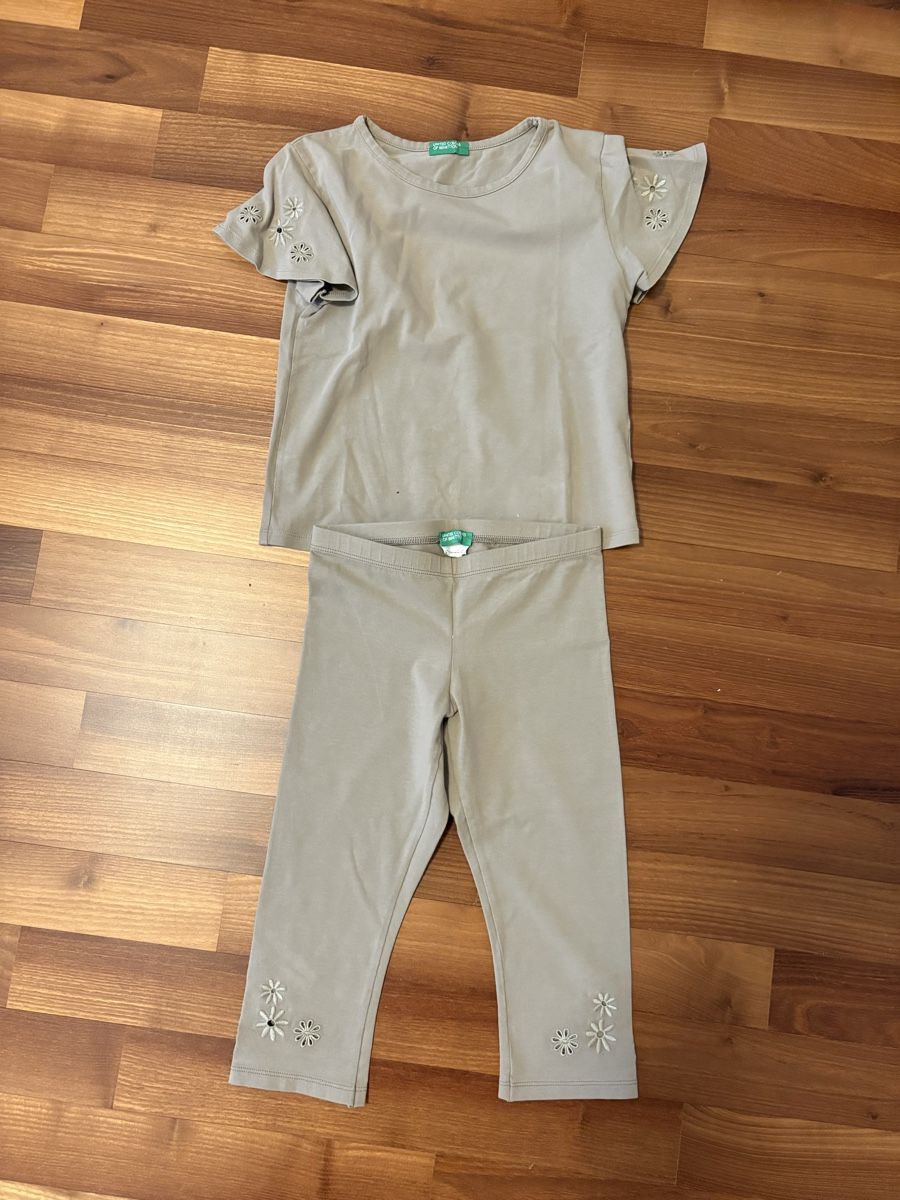 Lotti & Set di vestiti: Lotto bambina 122/128 – Usato da Monte Carasso venduto da eli_576y 7