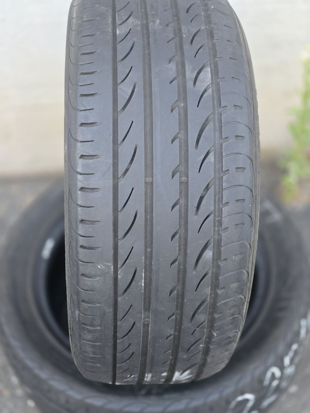 Pirelli Pneumatici & Ruote complete: 225/50r17 Sommerreifen – Usato da Laufenburg venduto da fipe20