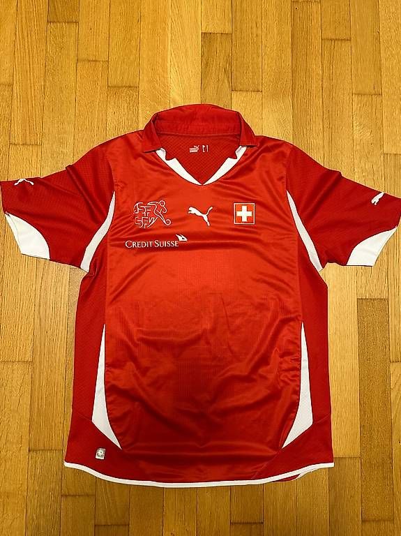 Puma Canottiere & Pantaloni: Schweizer Fussball Trikot – Usato da Schüpfen venduto da Poly_pi