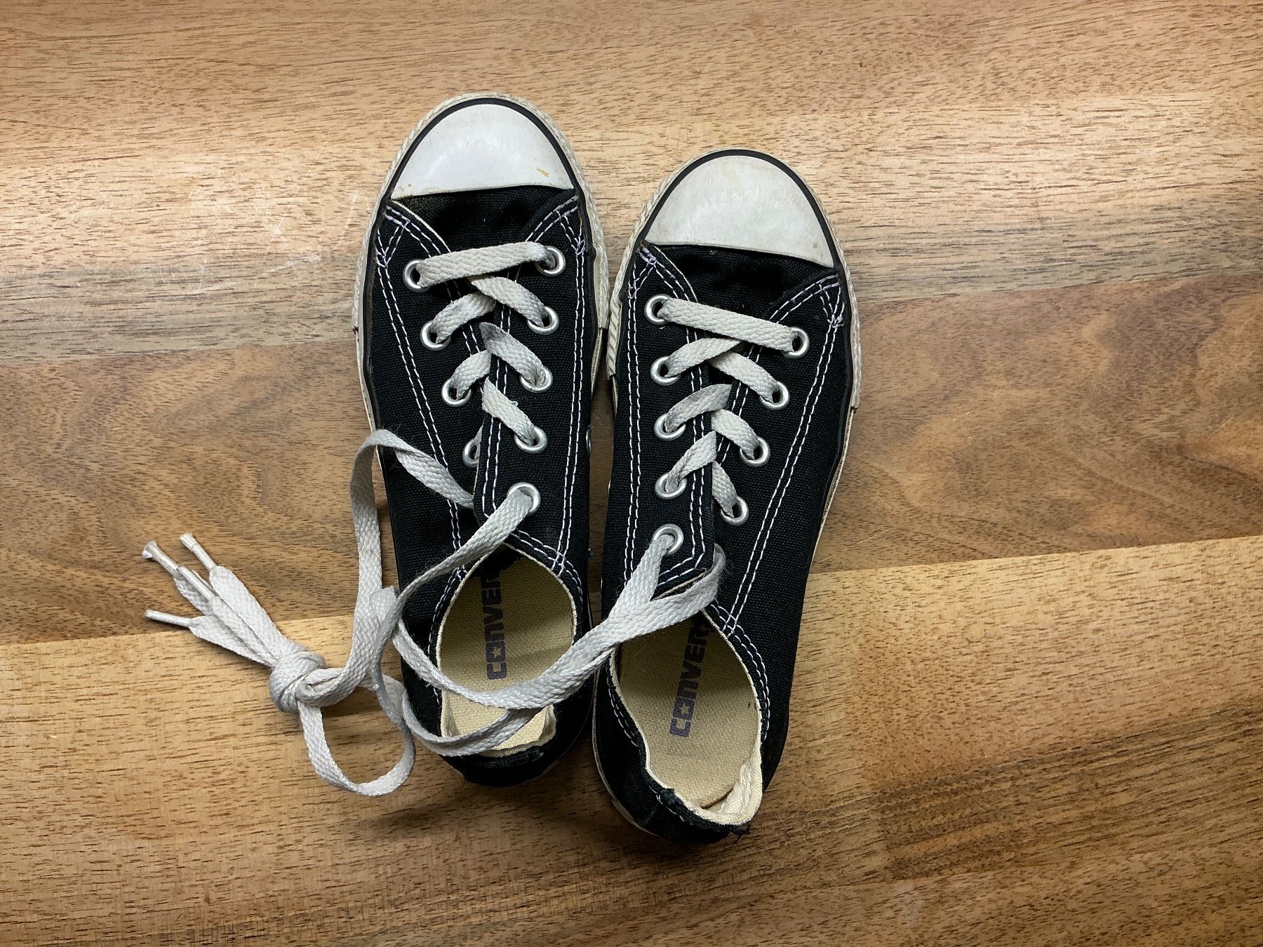 Converse Chaussures garçon: Converse All Star Gr.30 – D'occasion à Affoltern am Albis par corkel