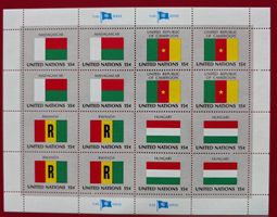 UNO NEW YORK BOGEN FLAGGEN UNGARN KAMERUN 1980** POSTFRISCH