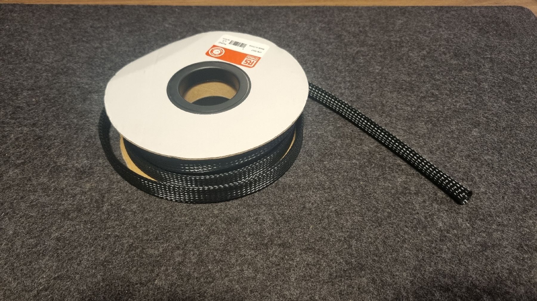 Alle Werkzeuge: RS PRO Black Expandable Braided Sleeving 15m – Neu (gemäss Beschreibung) aus Uster von flo_qtq2