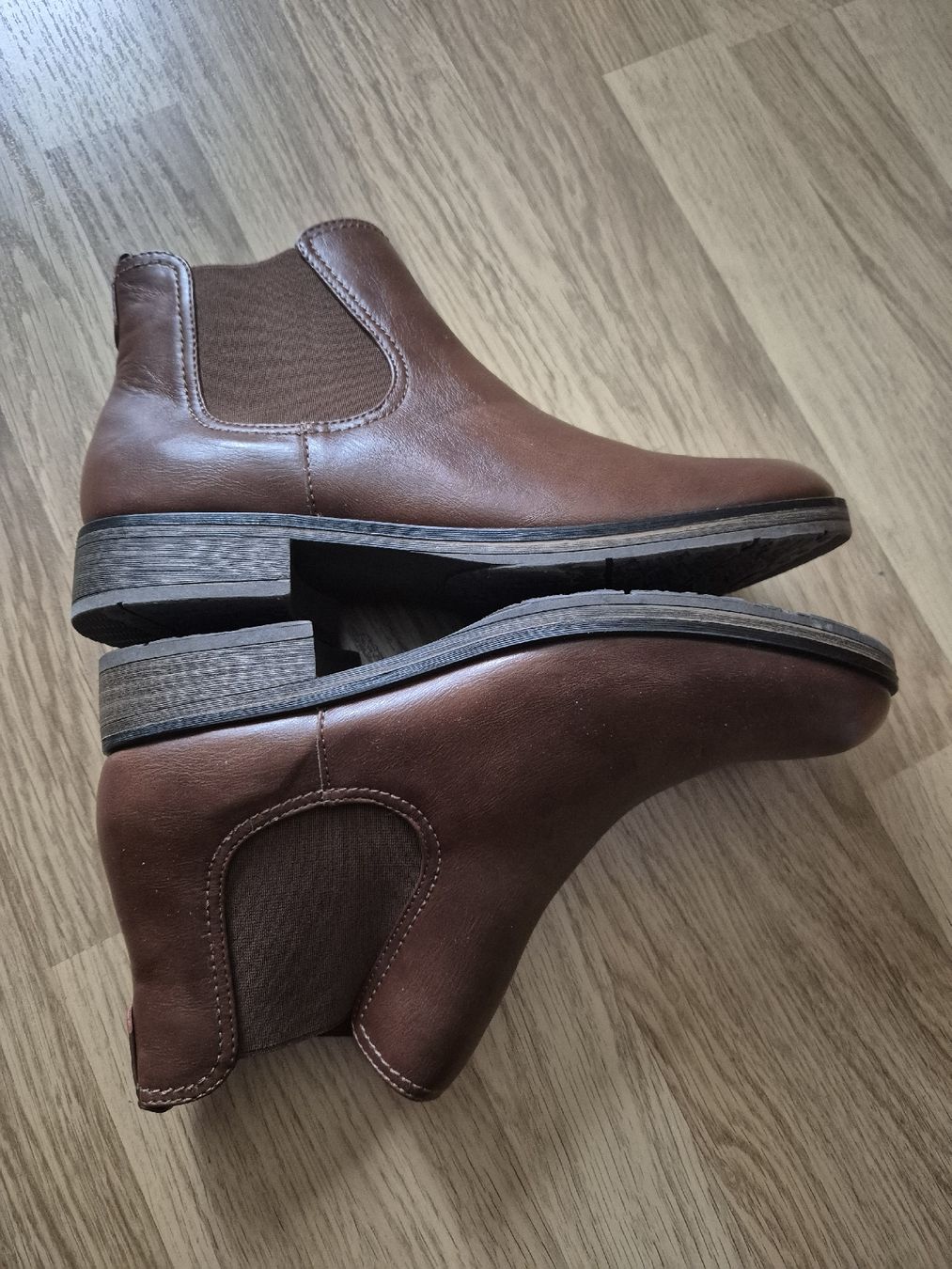Scarpe da donna: Braune Stiefeletten Gr. 42 – Usato da Langenthal venduto da Polarisstern 4