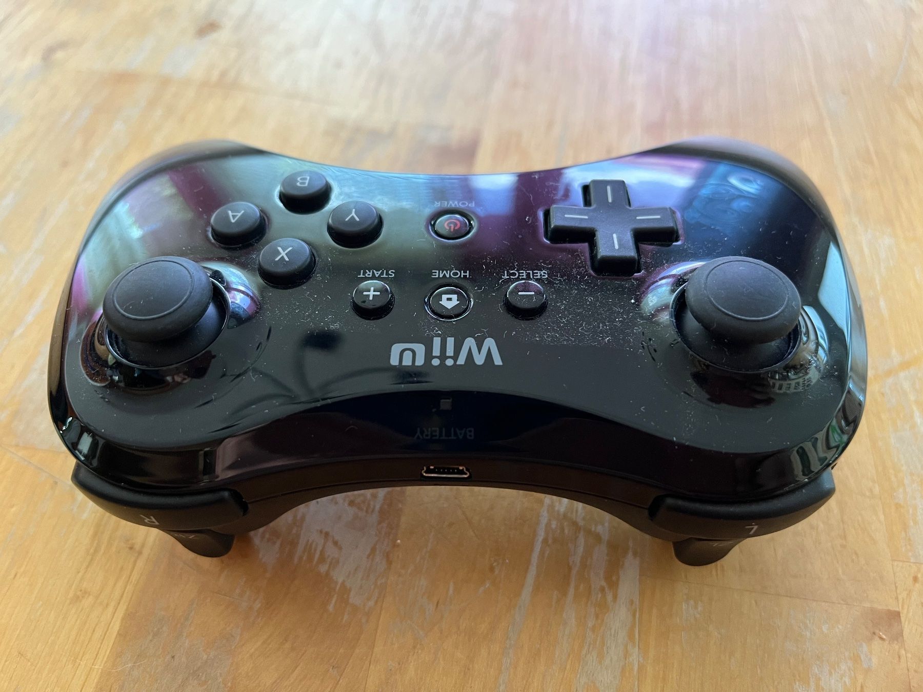 Nintendo Controller: WiiU Pro Controller – Usato da Frenkendorf venduto da gelbeZinnie 2
