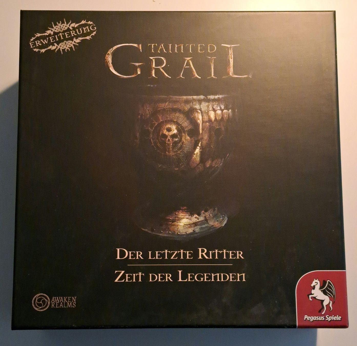 Giochi: Tainted Grail mit Erweiterung (de) – Usato da Stans venduto da bergsicht42 3