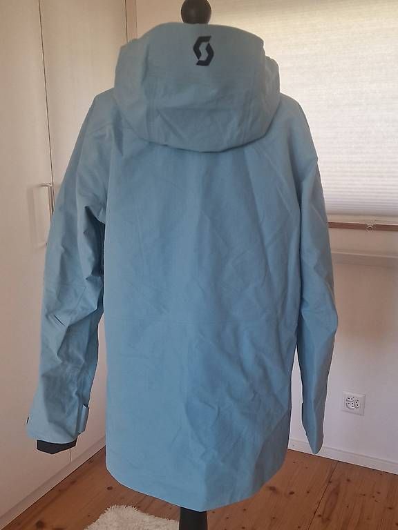 Jacken: W's Vertic Ripstop 3L Jacket – Gebraucht aus Beinwil am See von hei_v2s7 1