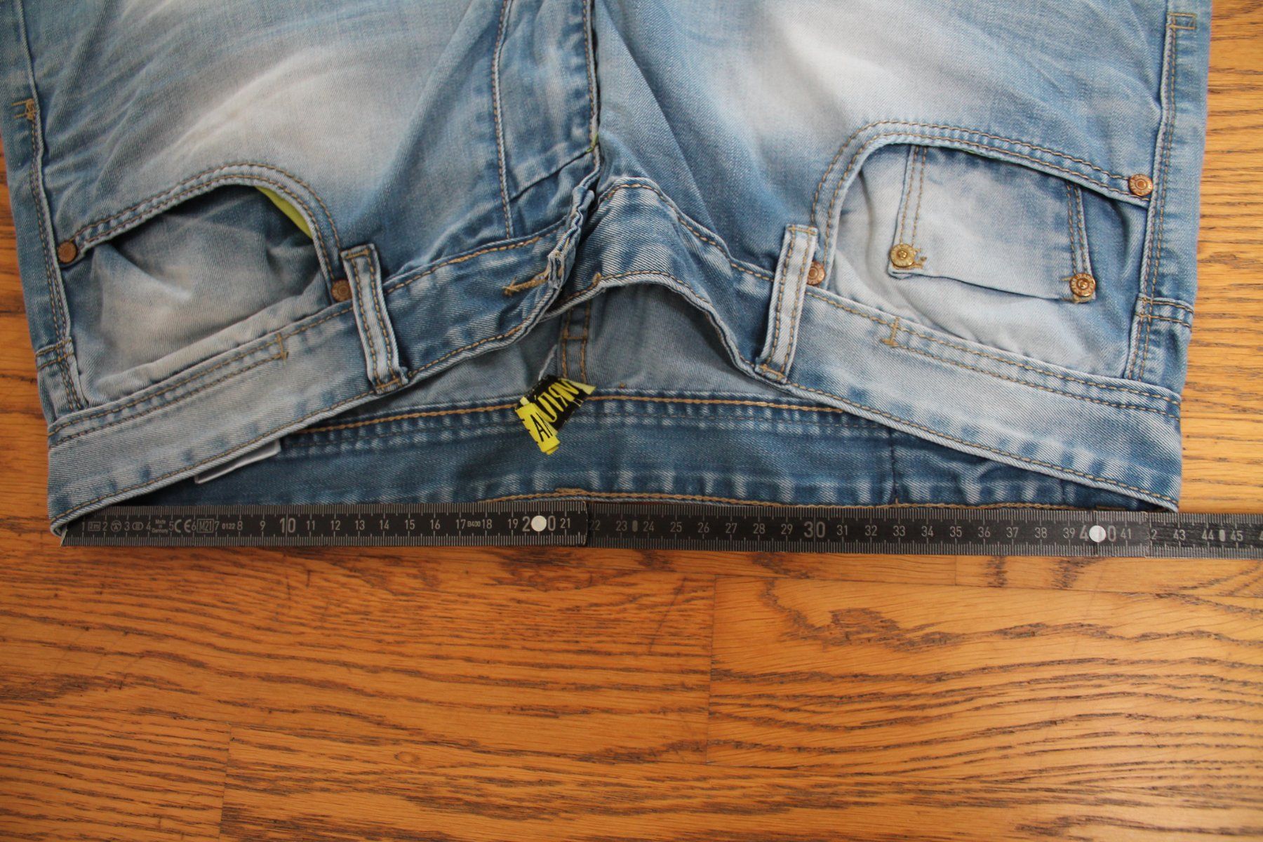 Jeans: Jeans Virtu blau Grösse 54 40 – Usato da Hüttwilen venduto da pinti55 1