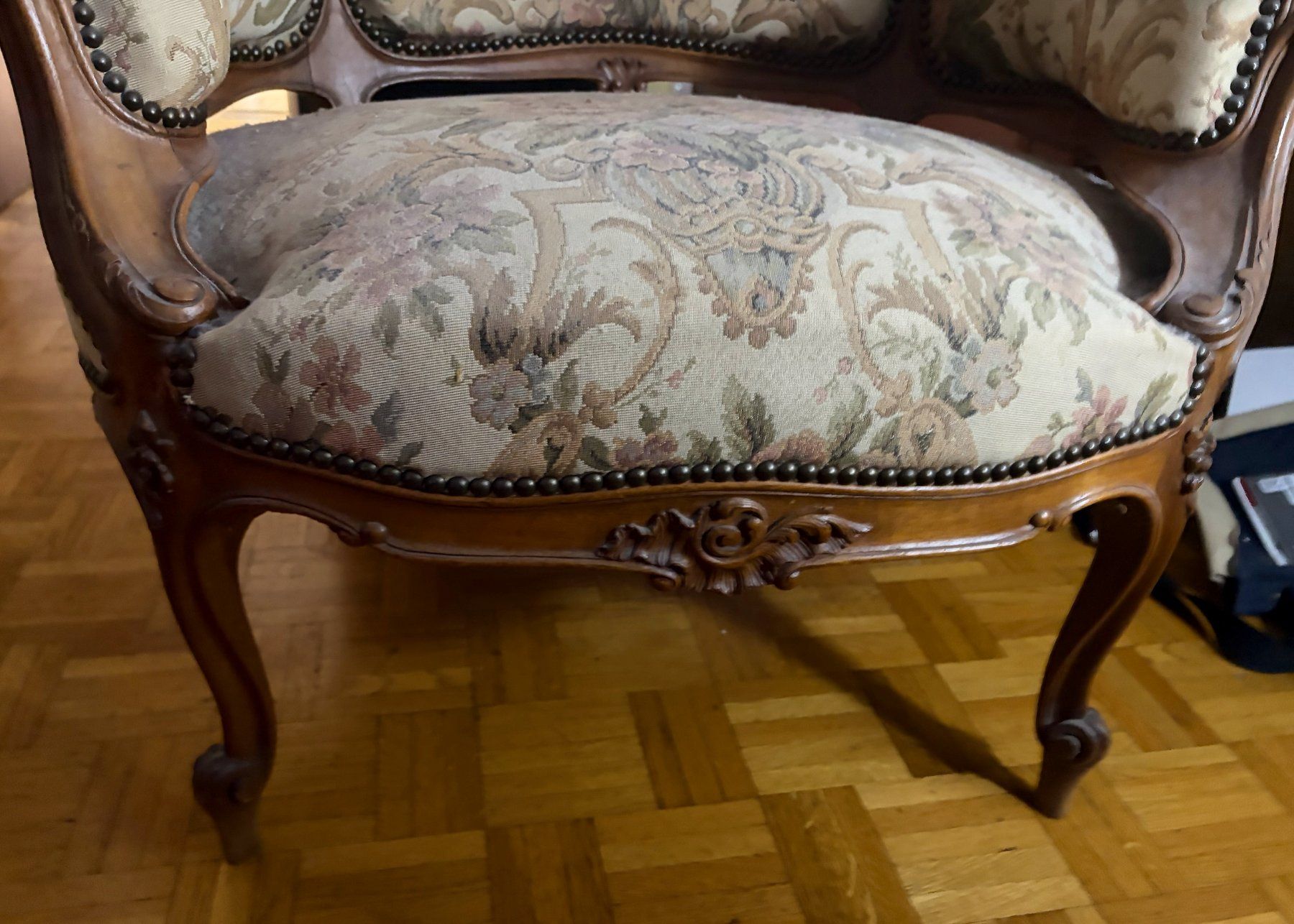 Sessel: Fauteuil corbeille style Louis XV – Gebraucht aus Genève von obongard 1
