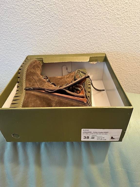 Scarpe da donna: Damen Schuhe – Usato da Zürich venduto da Cibin