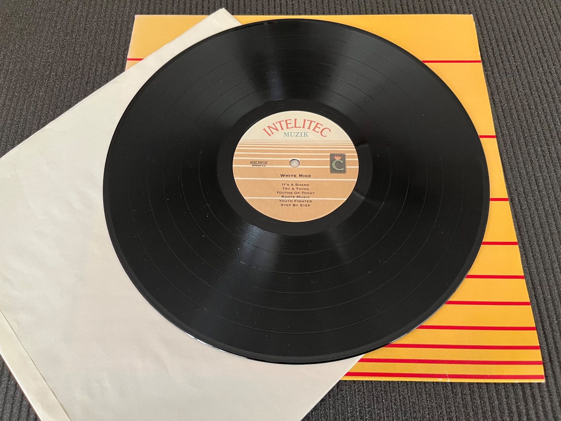Schallplatten: White Mice – Gebraucht aus Olten von Xtra 2