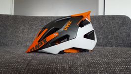 Uvex Downhill/Enduro Helm in Orange/Schwarz, Grösse L