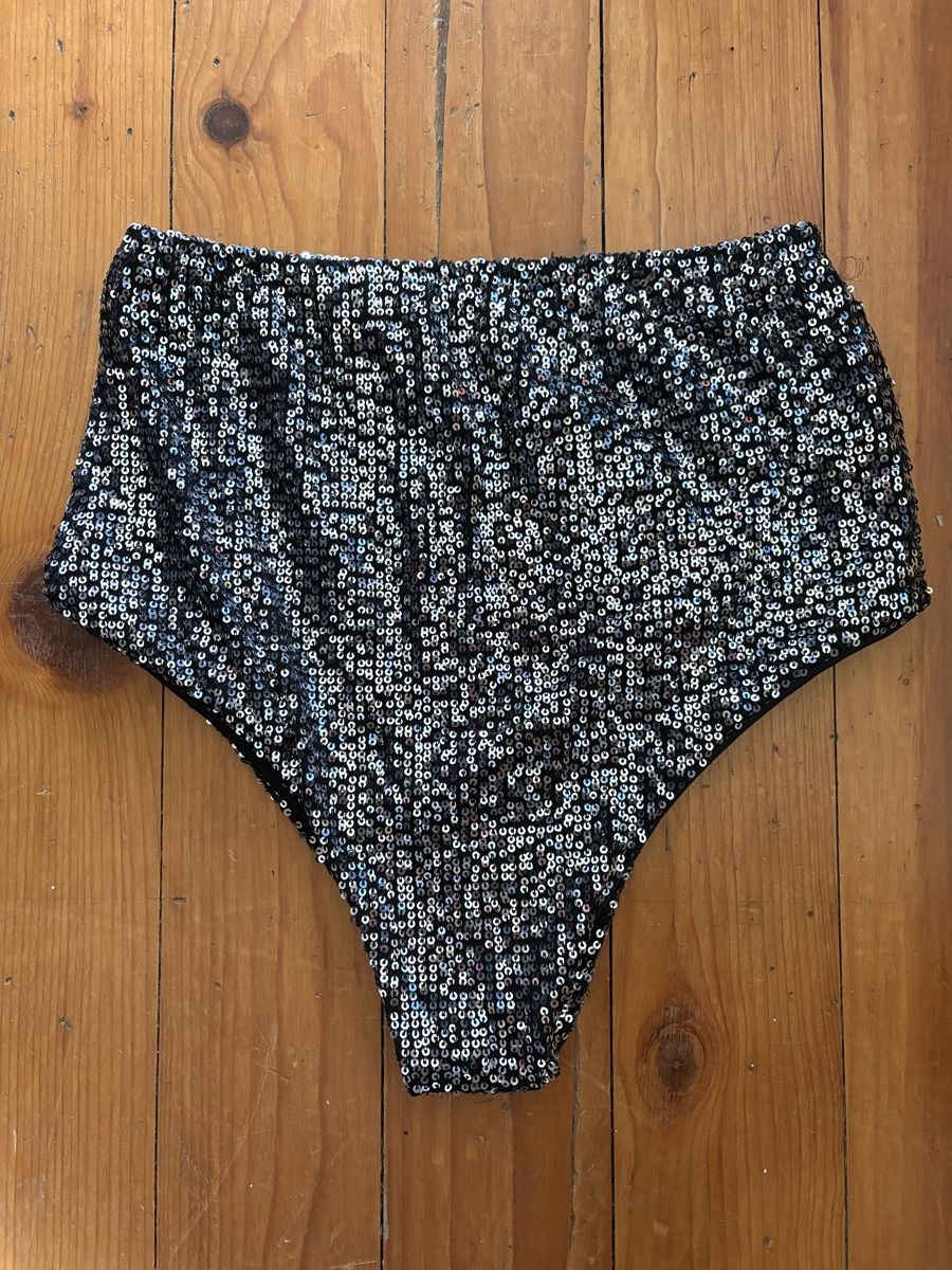 Hosen: Culotte à sequins – Gebraucht aus Sion von edelweissse 1