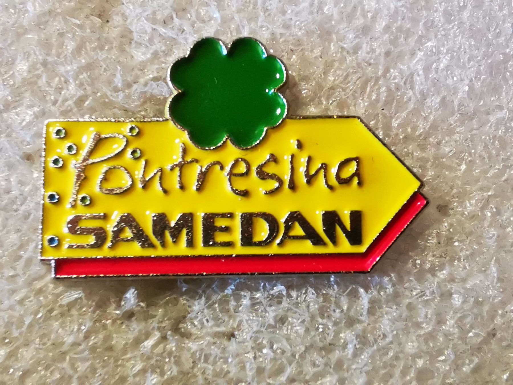 Placchette & Badge: Ansteckpin 113: Samedan – Usato da Oppligen venduto da Pin-Fall-Shop