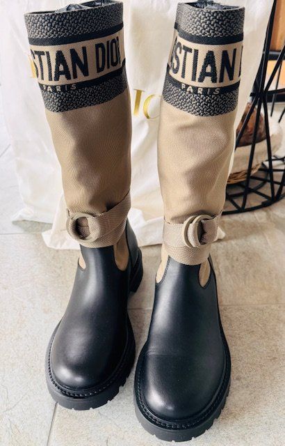 Dior Scarpe da donna: Bottes Dior D-Connect à vendre – Nuovo (secondo la descrizione) da Borex venduto da chr_nl7s