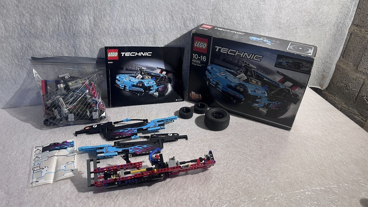 Lego Kit di costruzioni: Lego Technic 42050 Drag Racer, vollständig – Usato da Rotkreuz venduto da perlengott