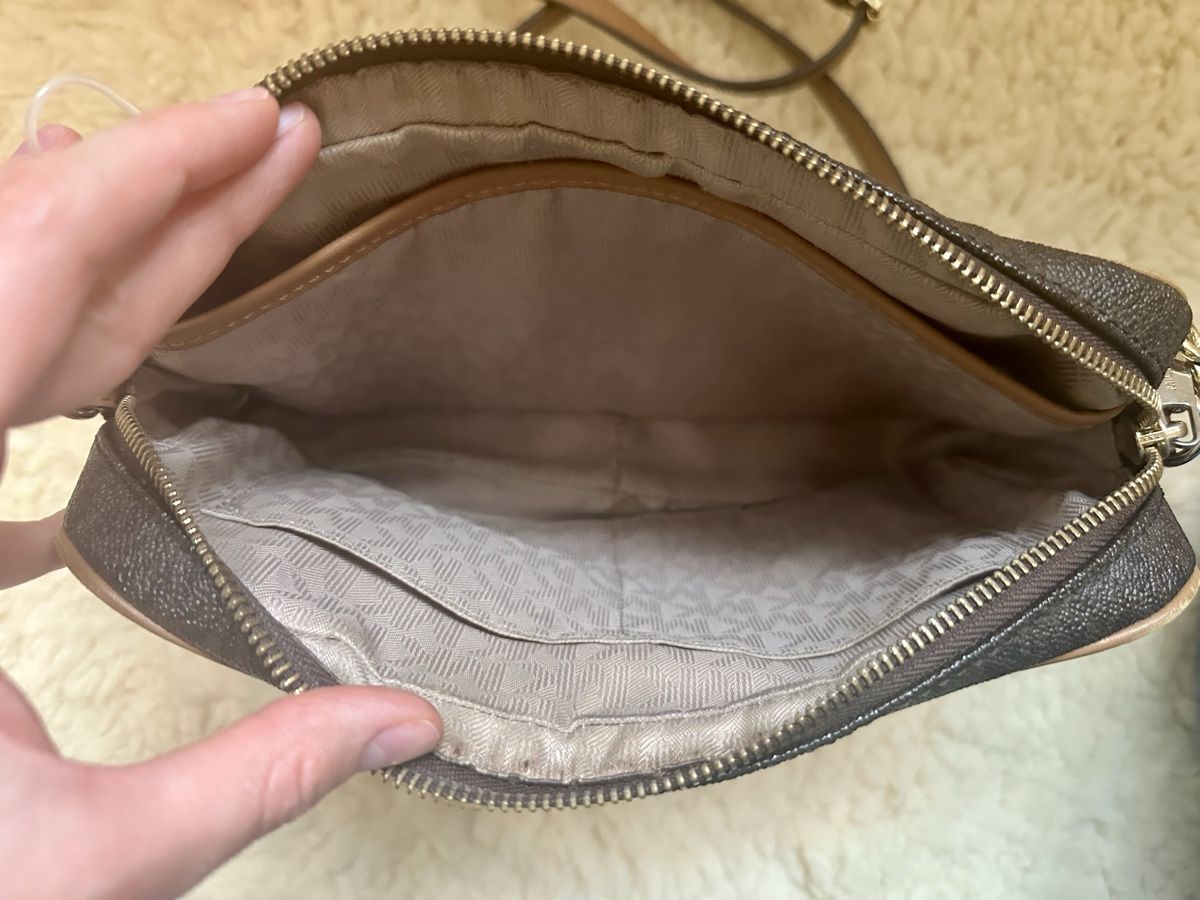 Michael Kors Borse da donna: Michael Kors Bag – Usato da Zürich venduto da mme_9kc5 1