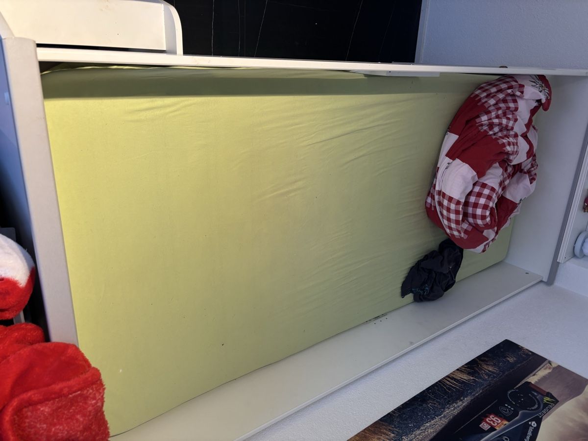 Betten: Hochbett 200 x 90 cm – Gebraucht aus Gontenschwil von andih1983 3