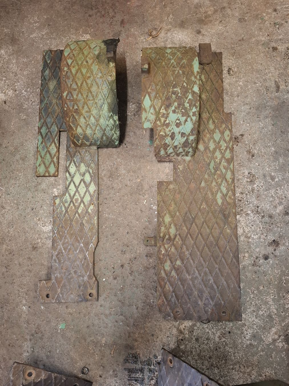 Altro per industria metallurgica: Satz Trittbretter Bührer PF18 – Usato da Aeschau venduto da Elu2000 3
