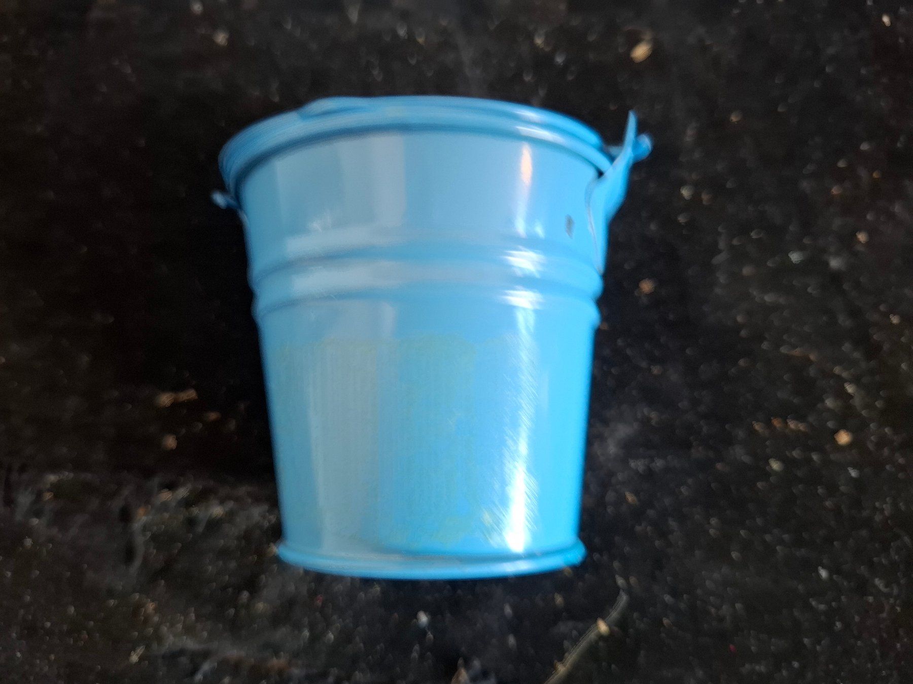 Autres articles pour la maison: 22 kleine blaue Eimer .Dekoeimer .Metall neuwertig – D'occasion à Schönholzerswilen par clyde123 1