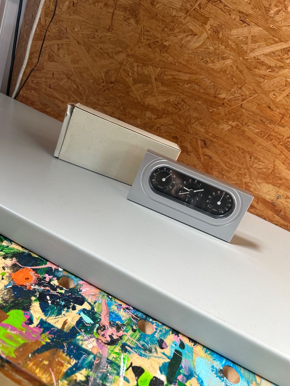 Orologi: Designer Tischuhr mit Wetterstation – Nuovo e nell'imballaggio originale da Koppigen venduto da Bracher_Mail-House