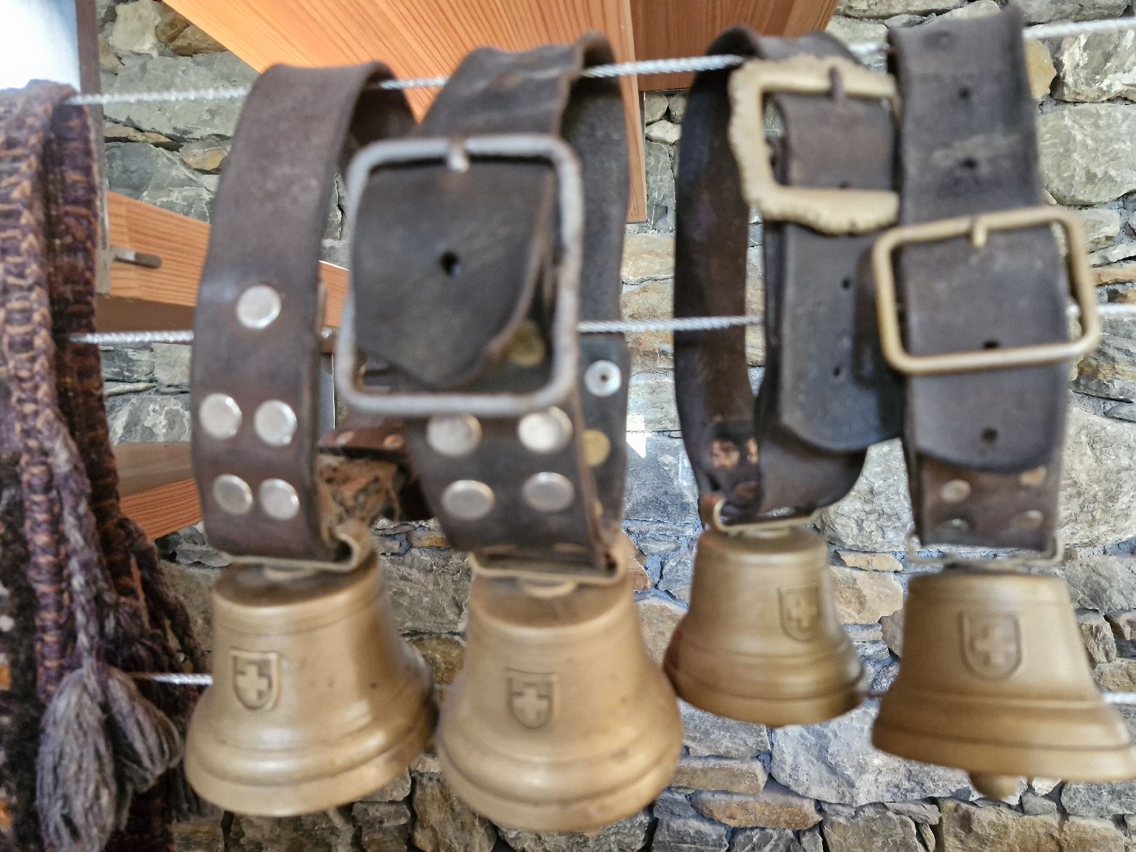 Campanacci mucche: Ziegen-Schafglöggli  – Usato da Guarda venduto da rue_bpd7 1