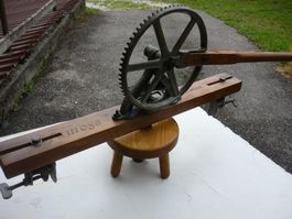 Seltene alte "Famosa" Handwaschmaschine  Museumsstück