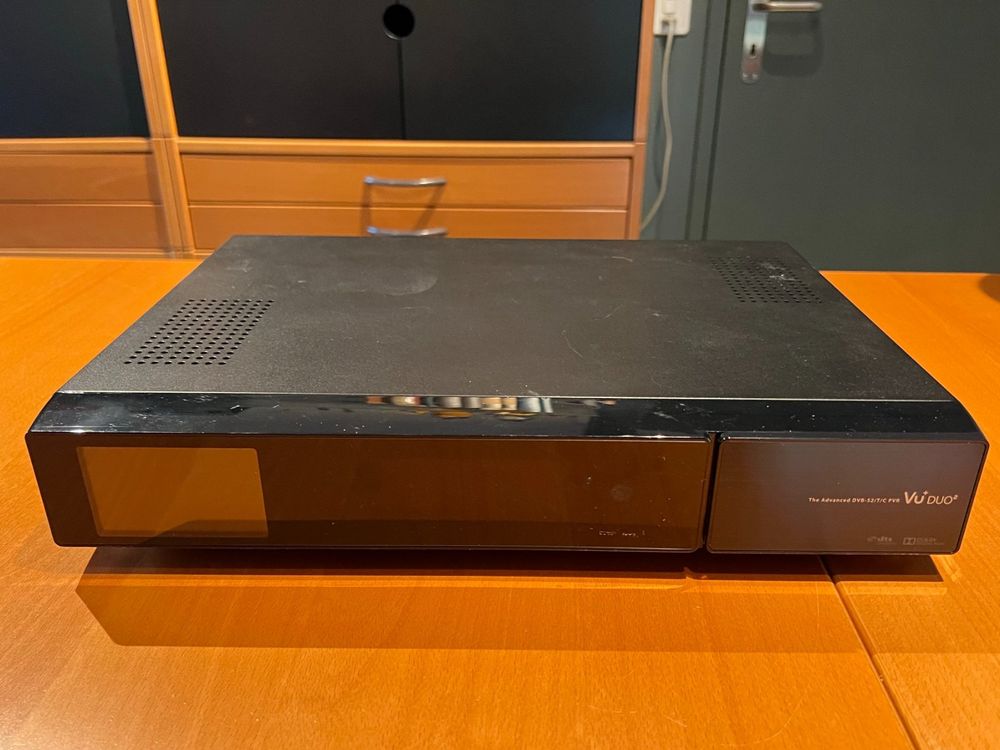 VU+ Duo2 SatellitenEmpfänger (DVBS2) Kaufen auf Ricardo