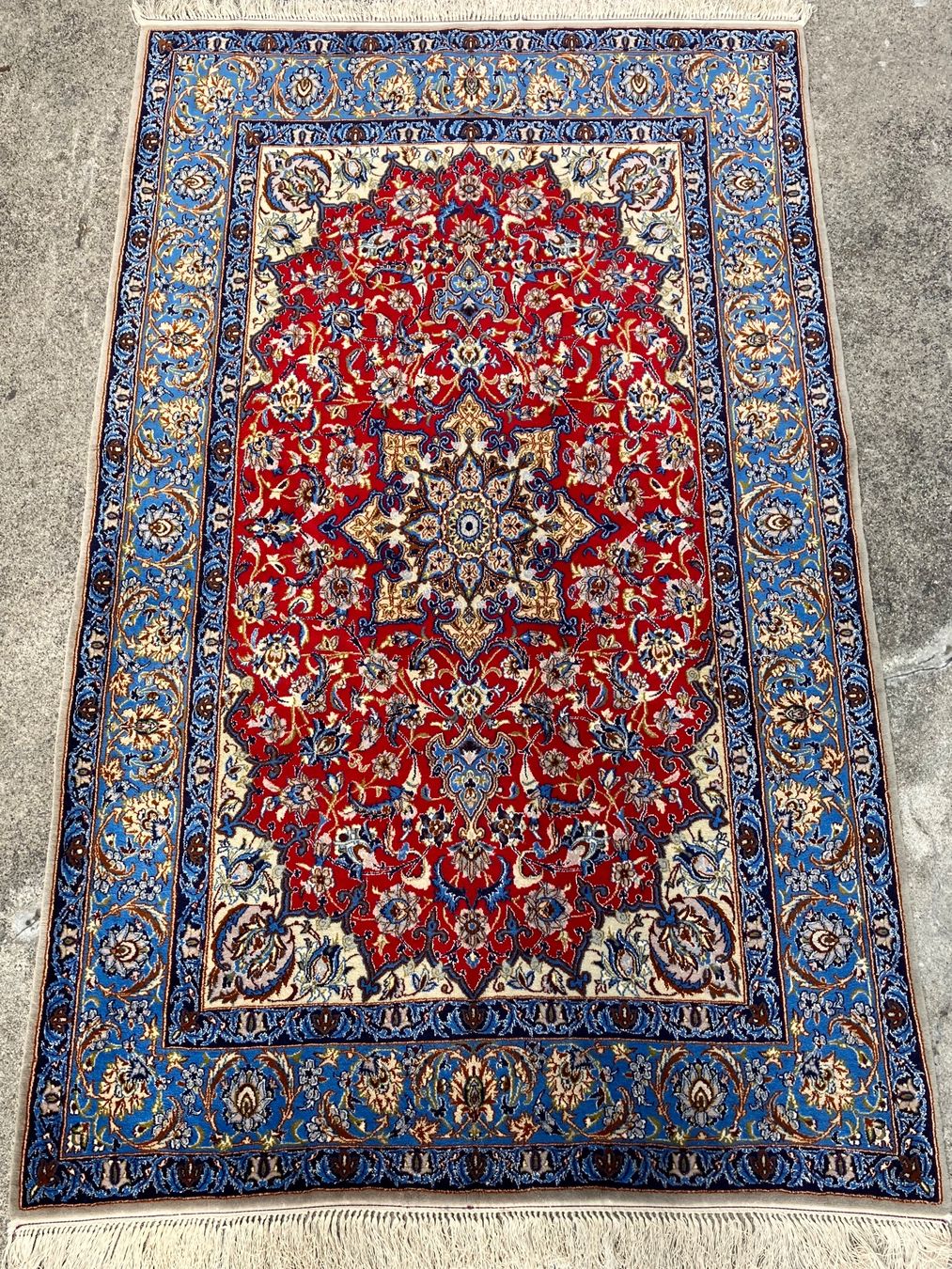 Teppiche: ISFAHAN mit Seide Perser 180x109cm – Gebraucht aus Zürich von Artnuvo 8
