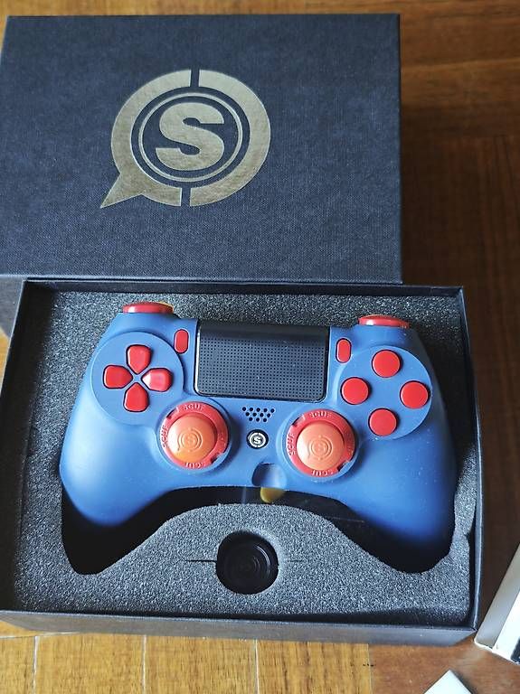 Controller: SCUF GAMING Joystick PlayStation 4 & PC Compatibile – Usato da Breganzona venduto da kik_kz8d
