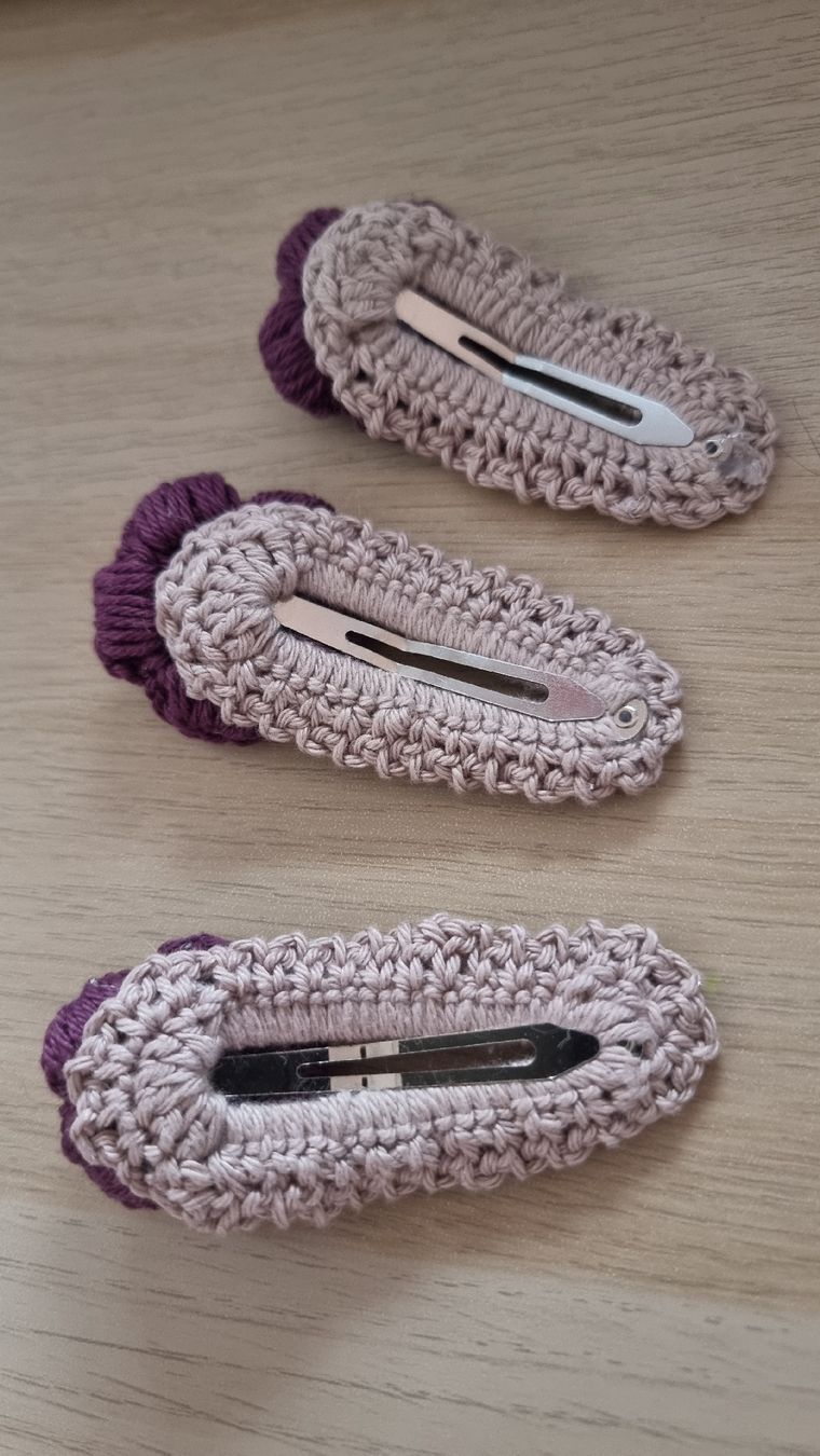 Accessori per capelli: 3 barrettes fleurs pour cheveux – Nuovo (secondo la descrizione) da Les Breuleux venduto da Mily1991 1