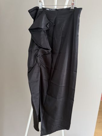 Elegant Black Satin Skirt - Perfect for Autumn Nights! 55